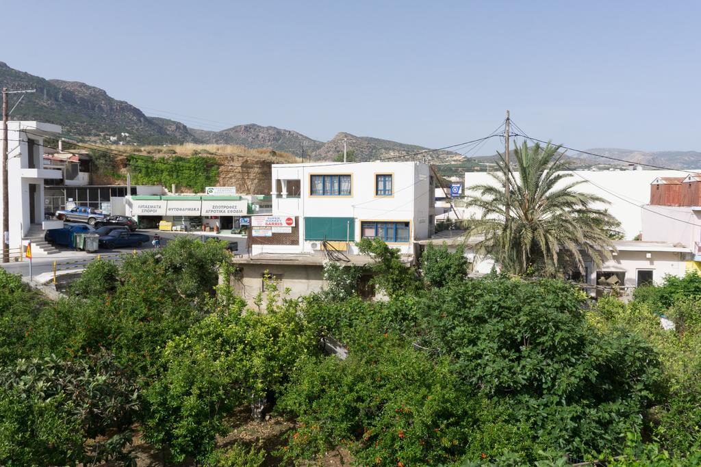 Porfyra'S Island Apartamento Makrýgialos Exterior foto