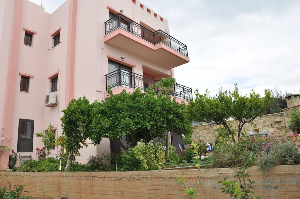 Porfyra'S Island Apartamento Makrýgialos Exterior foto